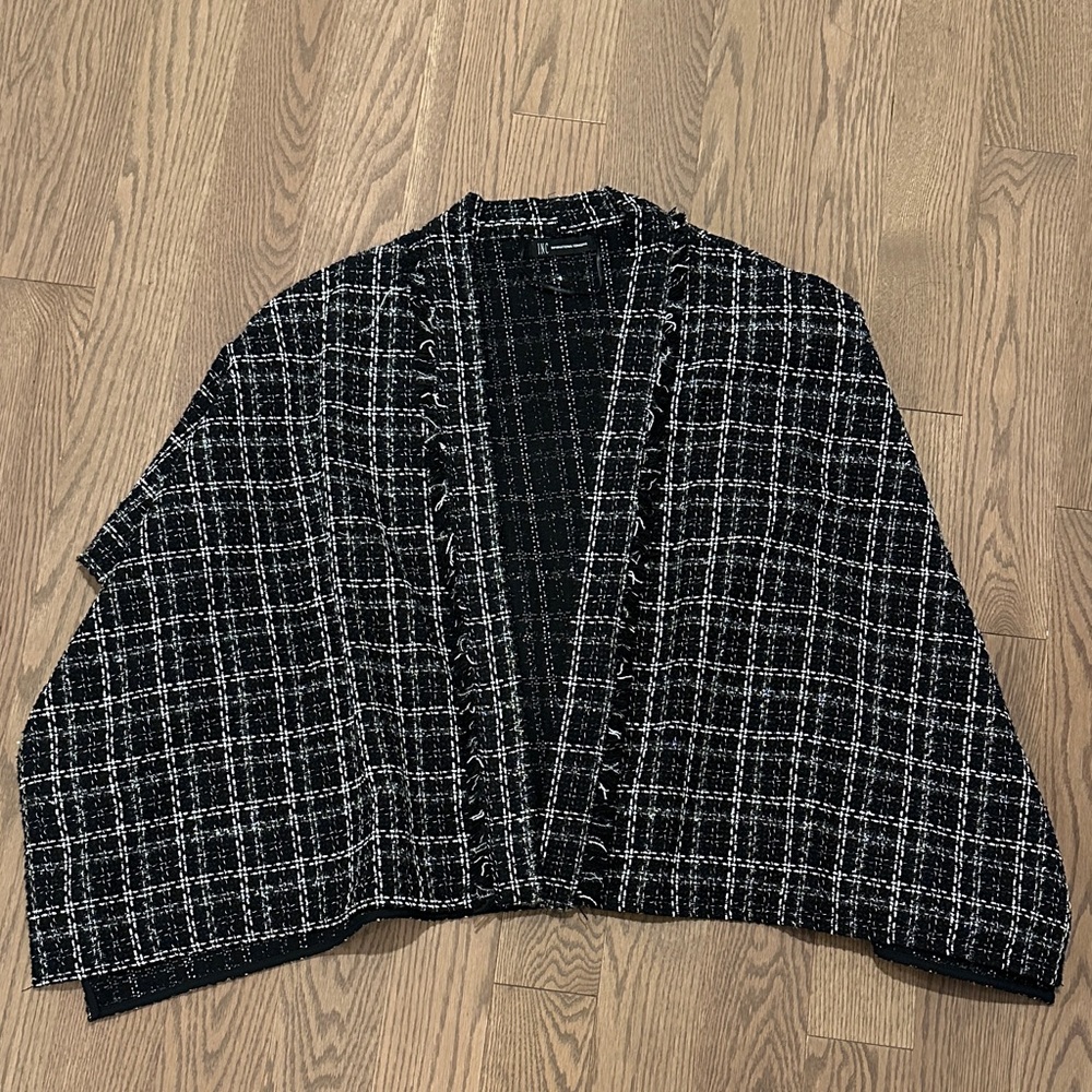 Women's Black and White Plaid poncho